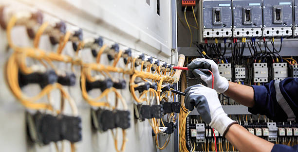 Professional Electrician technician working in South Amherst, OH